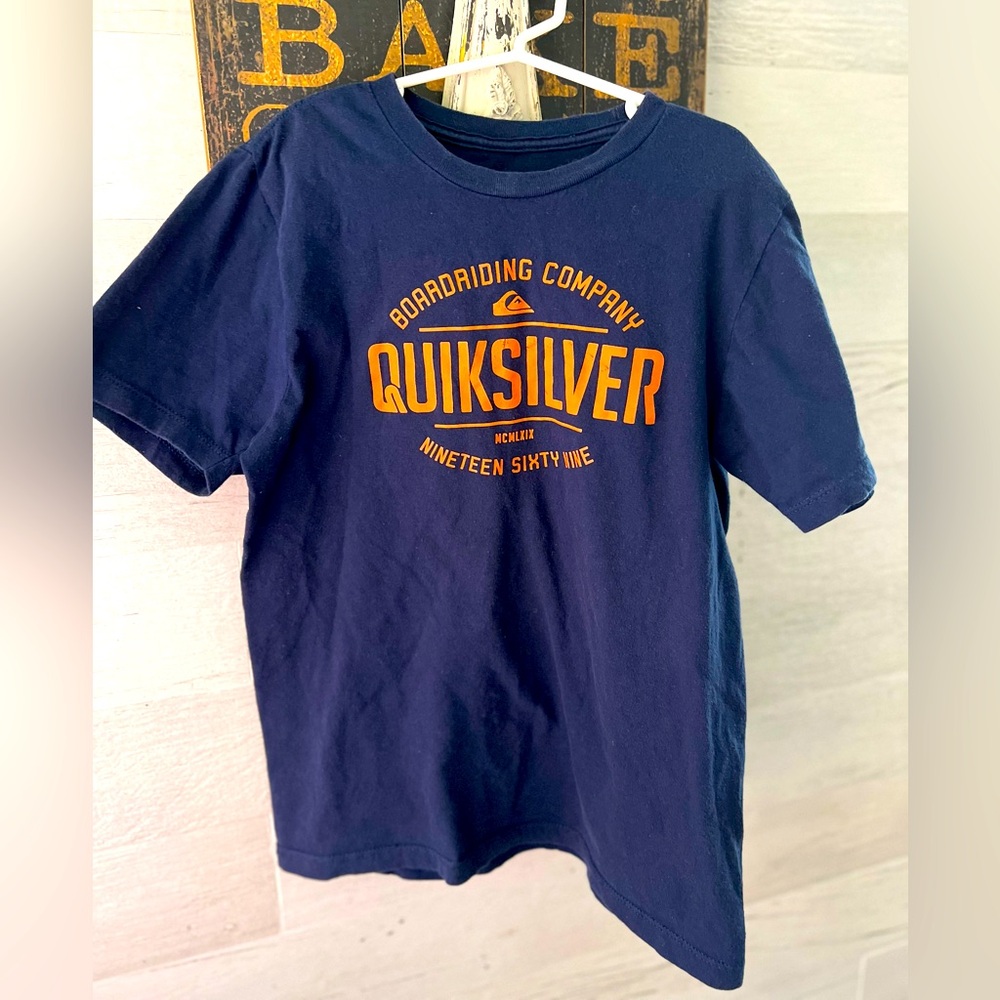 Quiksilver Blue Short Sleeve Tee with Retro Graphic